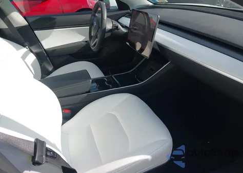 2020 Tesla Model 3 Long Range Dual Motor All-Wheel Drive z USA, uszkodzony, nr VIN 5YJ3E1EB6LF622297